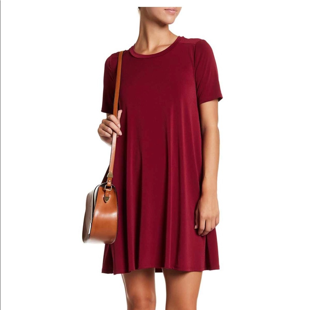 BCBGeneration short sleeve dress - size S NWOT
